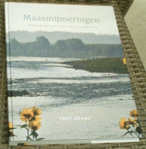 Maasmijmeringen. Peet Adams. ISBN 9789082368352. , Ophalen of Verzenden, Zo goed als nieuw