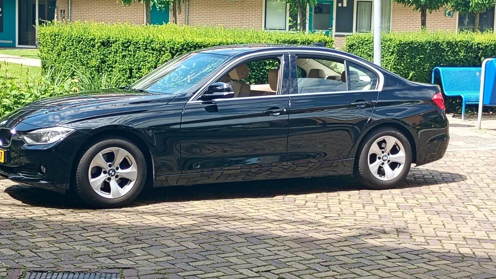 BMW 3-Serie 1.6 320I 125KW EDE 2013 Zwart, Auto's, BMW, Achterwielaandrijving, 4 cilinders, Zwart, Handgeschakeld