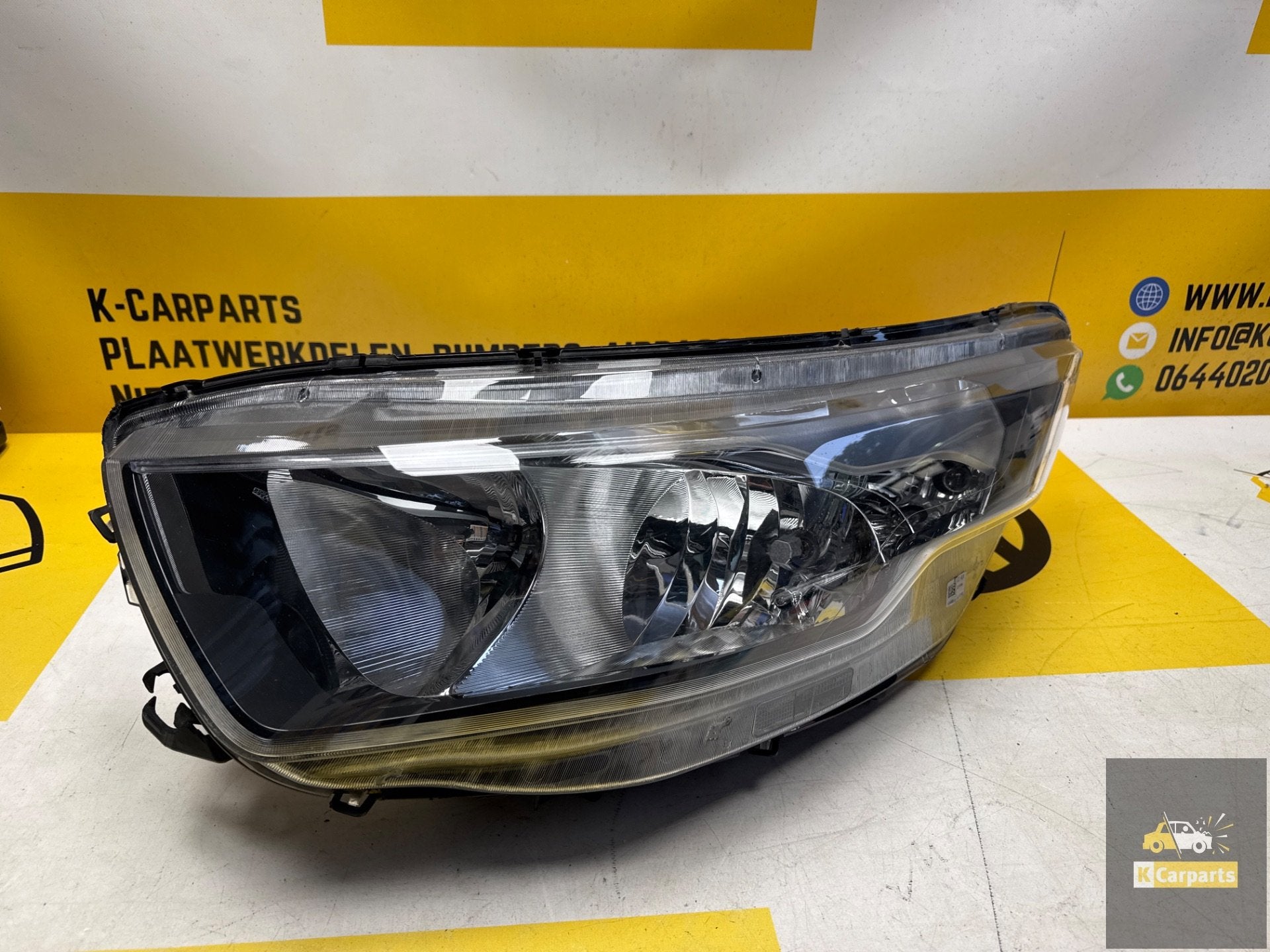 Koplamp Iveco Daily Rechter Koplamp 05802476874, Info@fabrikant.eu, Fabrikantstraat 1
1000 AA  Amsterdam, NL, Ophalen of Verzenden