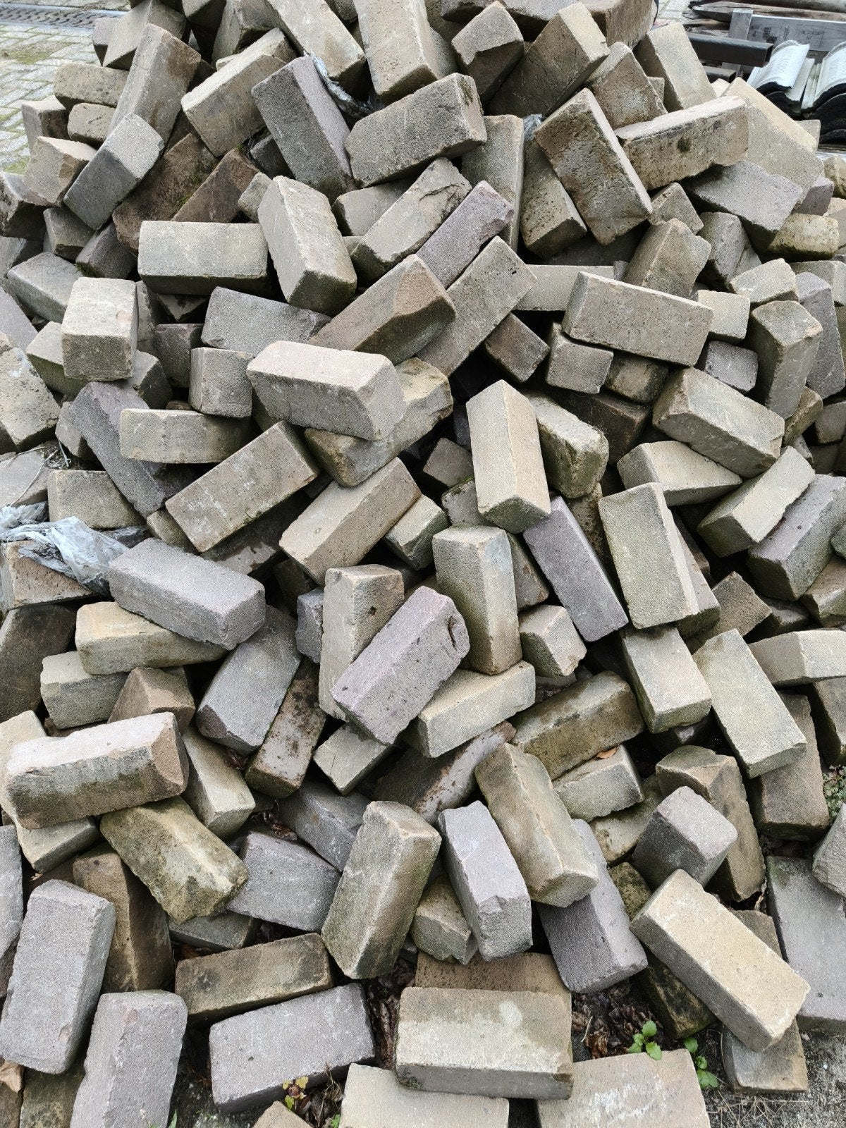 15m2Gebruikte oud gebakken dikformaat voor tuin of bestratin, Tuin en Terras, Ophalen of Verzenden, Gebruikt