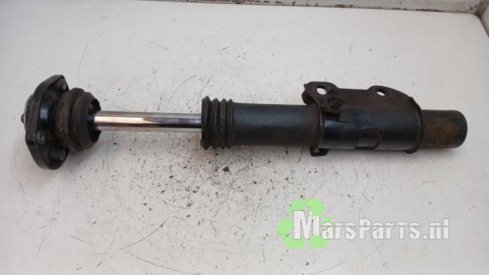 Schokdemper rechts-voor van een Mercedes Sprinter, Auto-onderdelen, Ophanging en Onderstel, Gebruikt, -, Ophalen of Verzenden