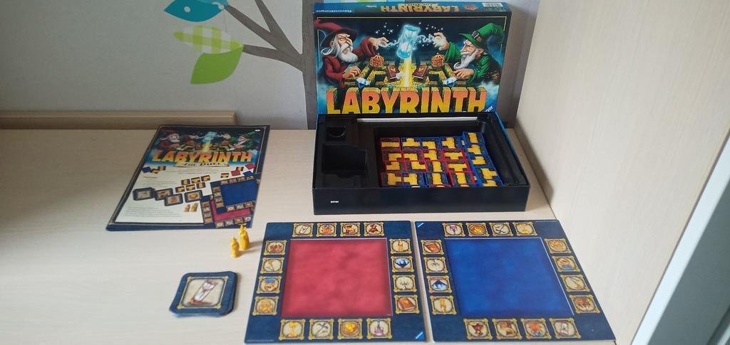 Labyrinth bordspel, Ophalen of Verzenden, Zo goed als nieuw
