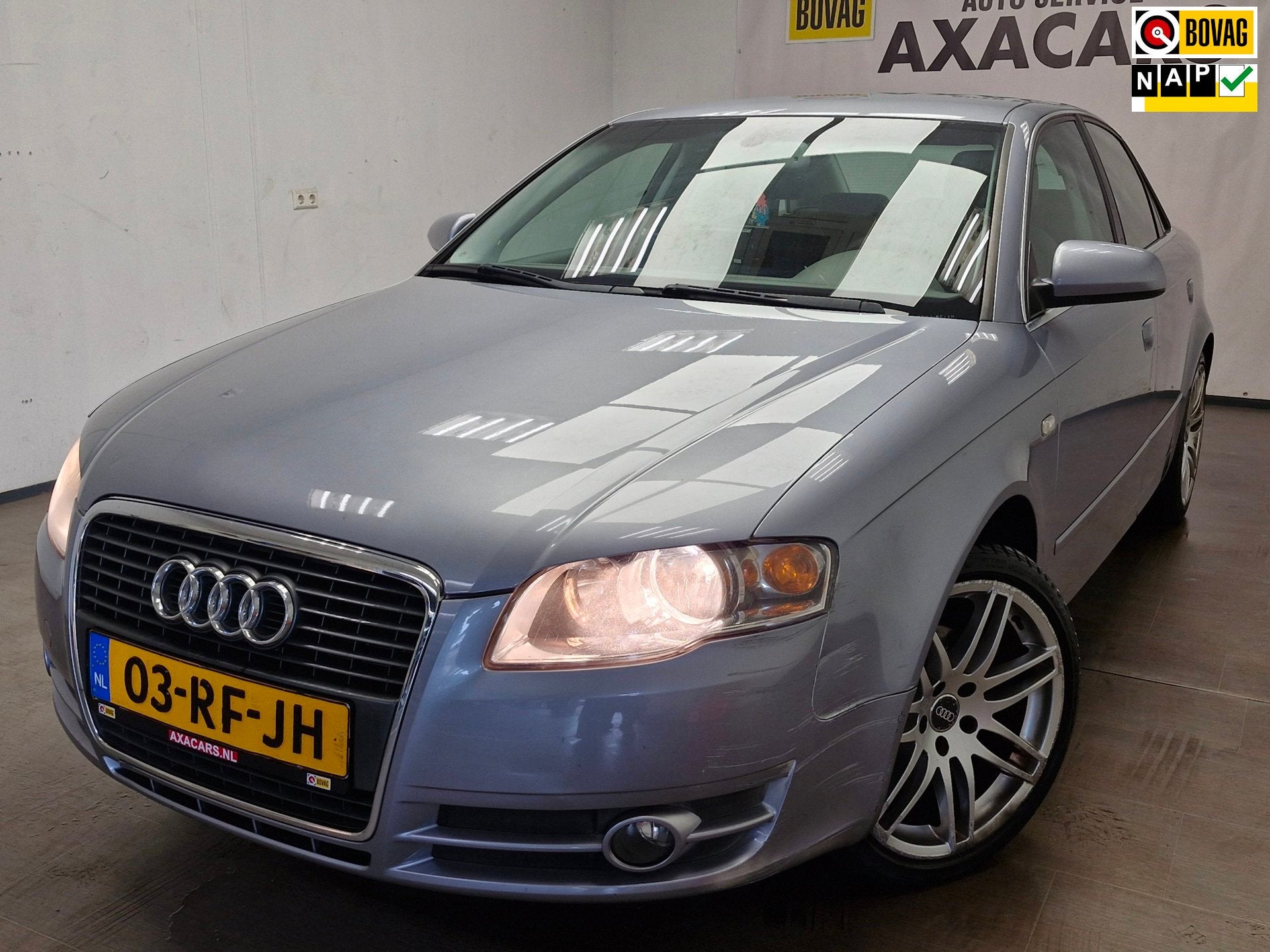 Audi A4 Limousine 2.0 Pro Line CARPLAY ! NAP ! CRUISE CONTR., 730 kg, Gebruikt, 4 cilinders, 1984 cc