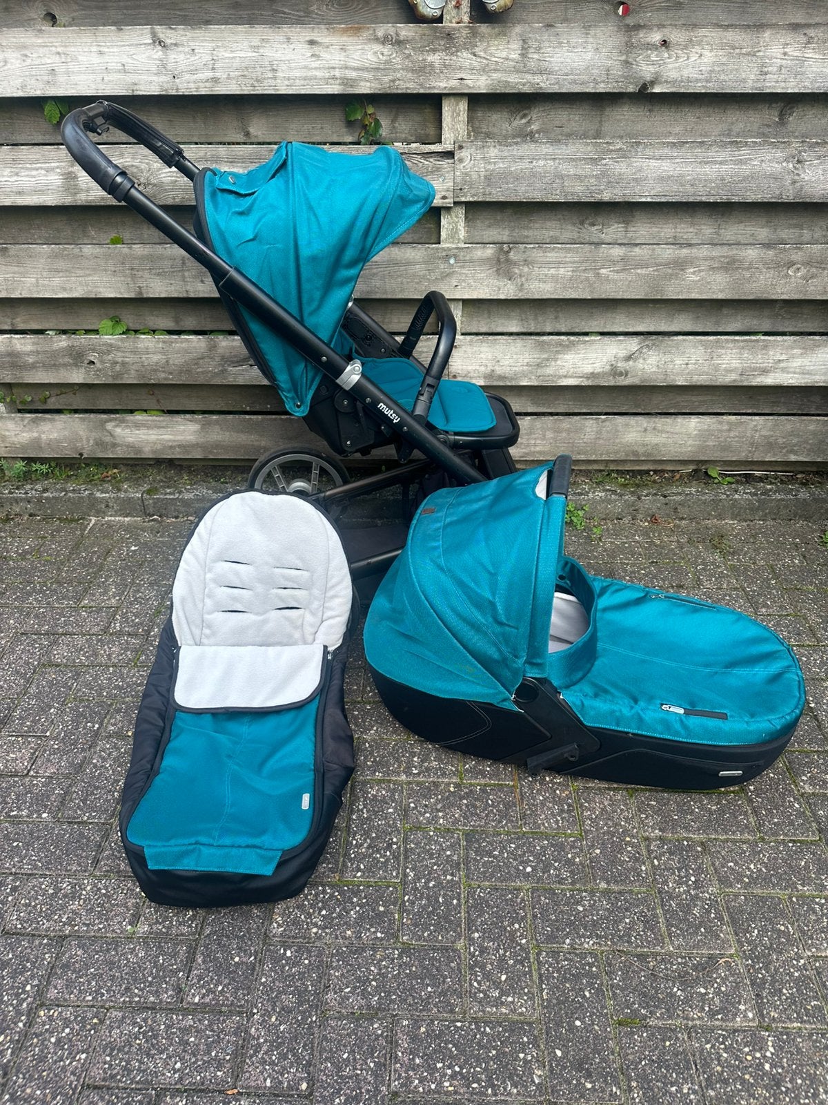 Gebruikte Musty iGO kinder/wandelwagen met voetenzak, Ophalen, Gebruikt, Combiwagen, Overige merken