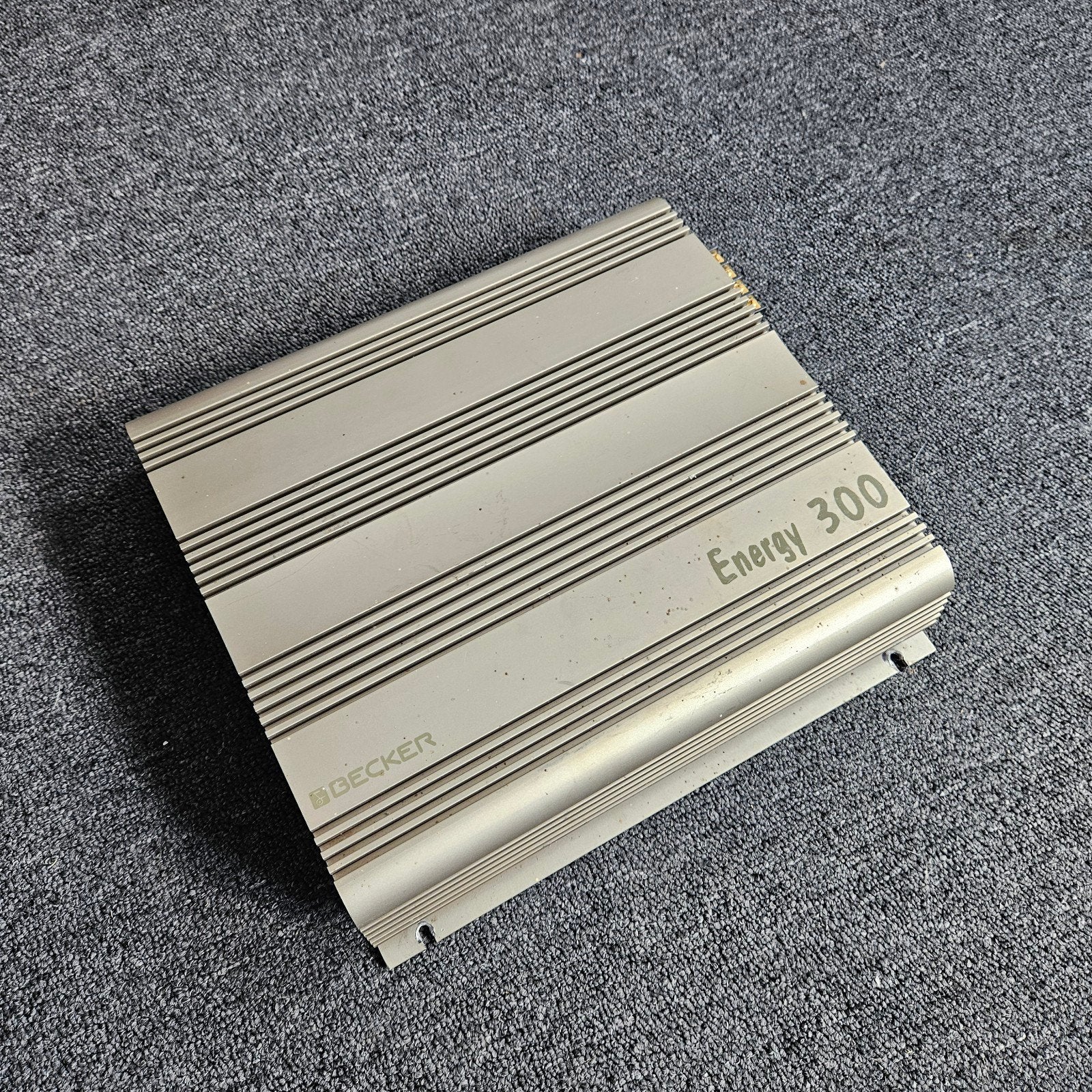 Te koop Becker Energy 300 versterker, Auto-onderdelen, Ophalen, Gebruikt