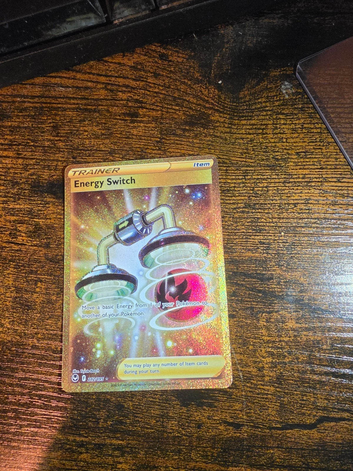 Pokémon TCG Energy Switch Gold Secret Rare Kaart, Ophalen of Verzenden, Zo goed als nieuw, Losse kaart, Foil
