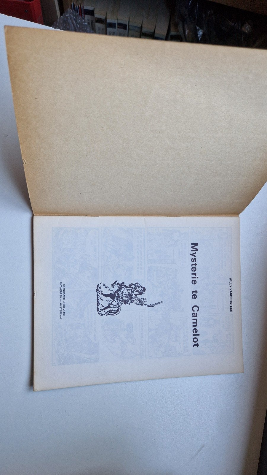 De Rode Ridder - Mysterie te Camelot (nr. 30), Eén stripboek, Ophalen of Verzenden, Gelezen, Willy Vandersteen
