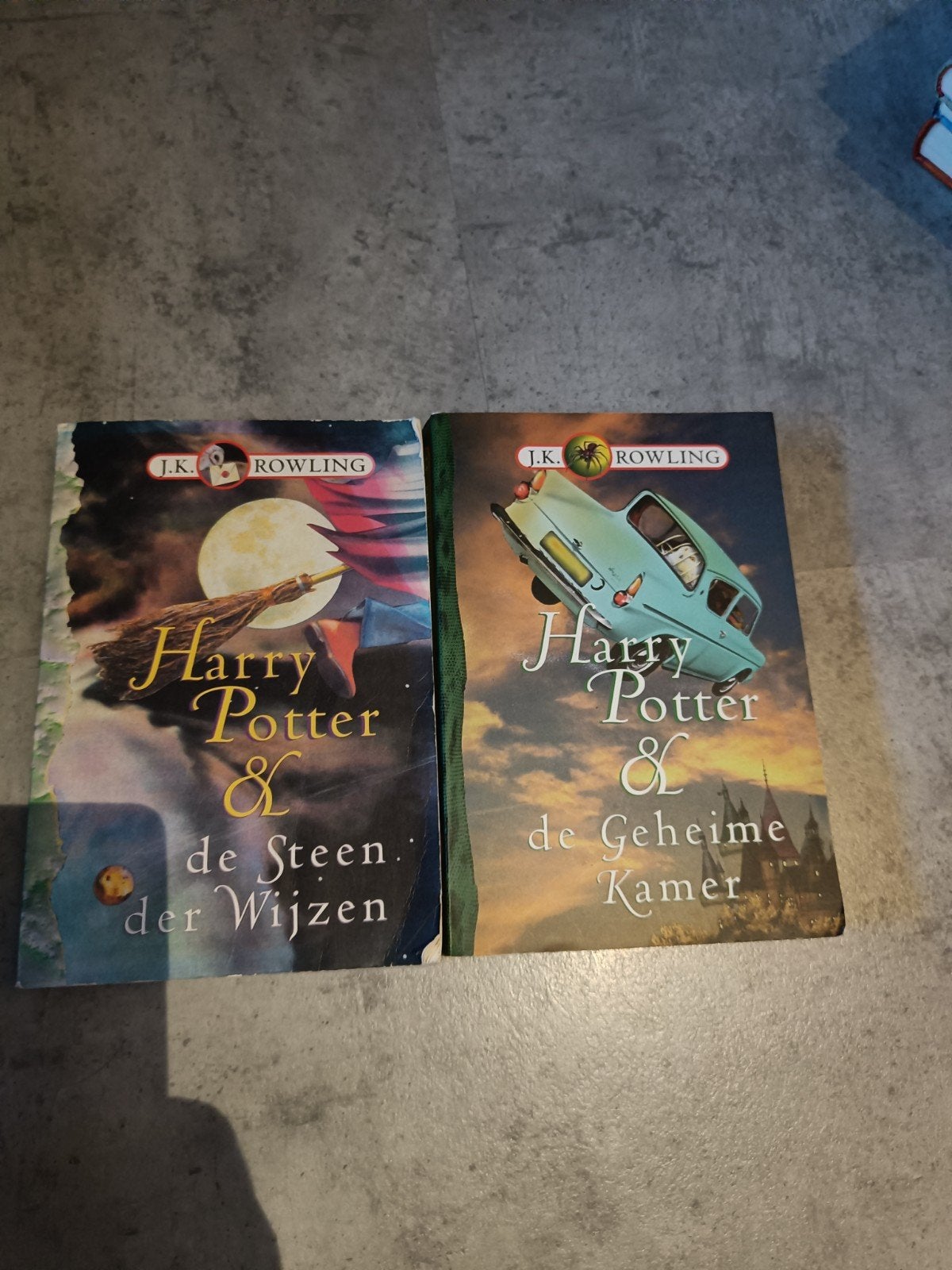 Harry Potter 1 & 2: De Steen der Wijzen & De Geheime kamer, Verzamelen, Harry Potter, Ophalen of Verzenden, Gebruikt, Boek of Poster
