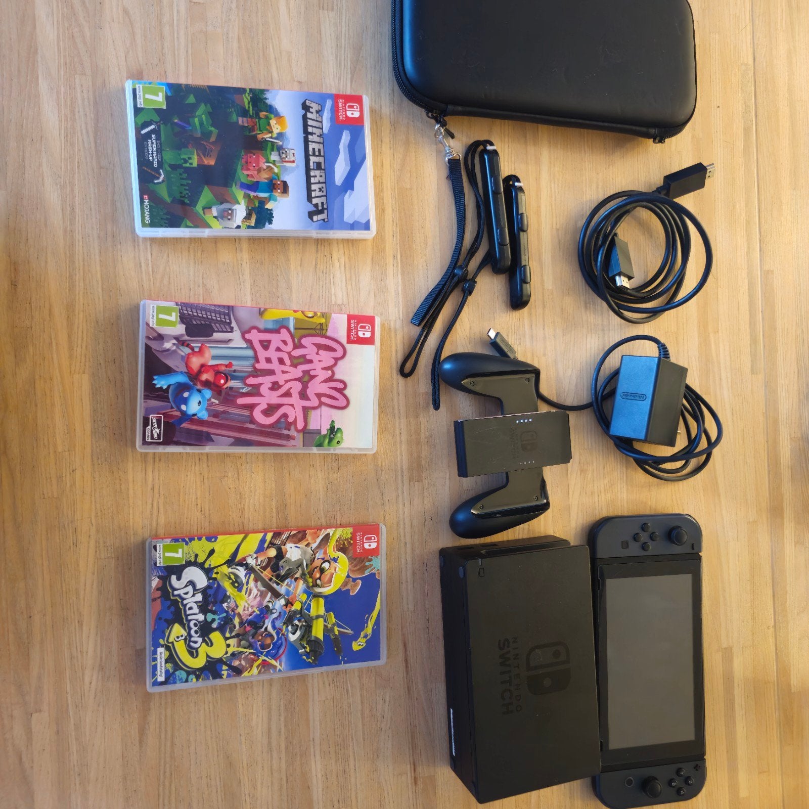 Nintendo Switch (2019 Upgrade) met 3 games en accessoires, Spelcomputers en Games, Switch 2019 Upgrade, Met games, Ophalen of Verzenden