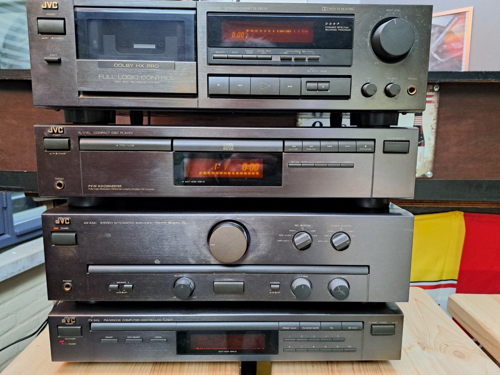 JVC Stereo Set: Versterker, Tuner, Cassettedeck & CD-speler, Gebruikt, Tuner of Radio, JVC, Losse componenten