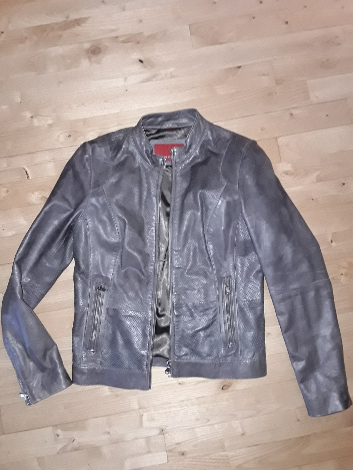 Donkerbruin soepel leren Laura di Sarpi jasje mt S, Kleding | Dames, Jasjes, Kostuums en Pakken, Bruin, Ophalen of Verzenden, Zo goed als nieuw