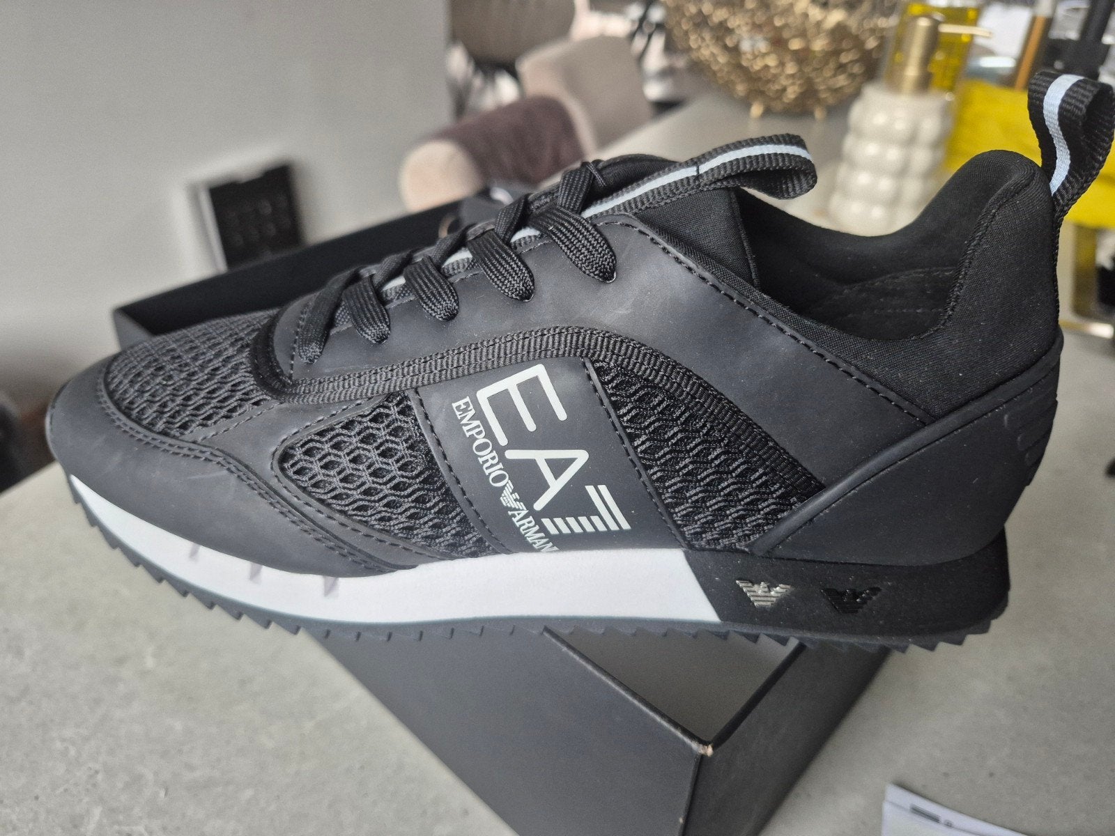 Armani EA7 Sneakers - Nieuw in doos met kaartjes, Armani, Zwart, Nieuw, Ophalen of Verzenden