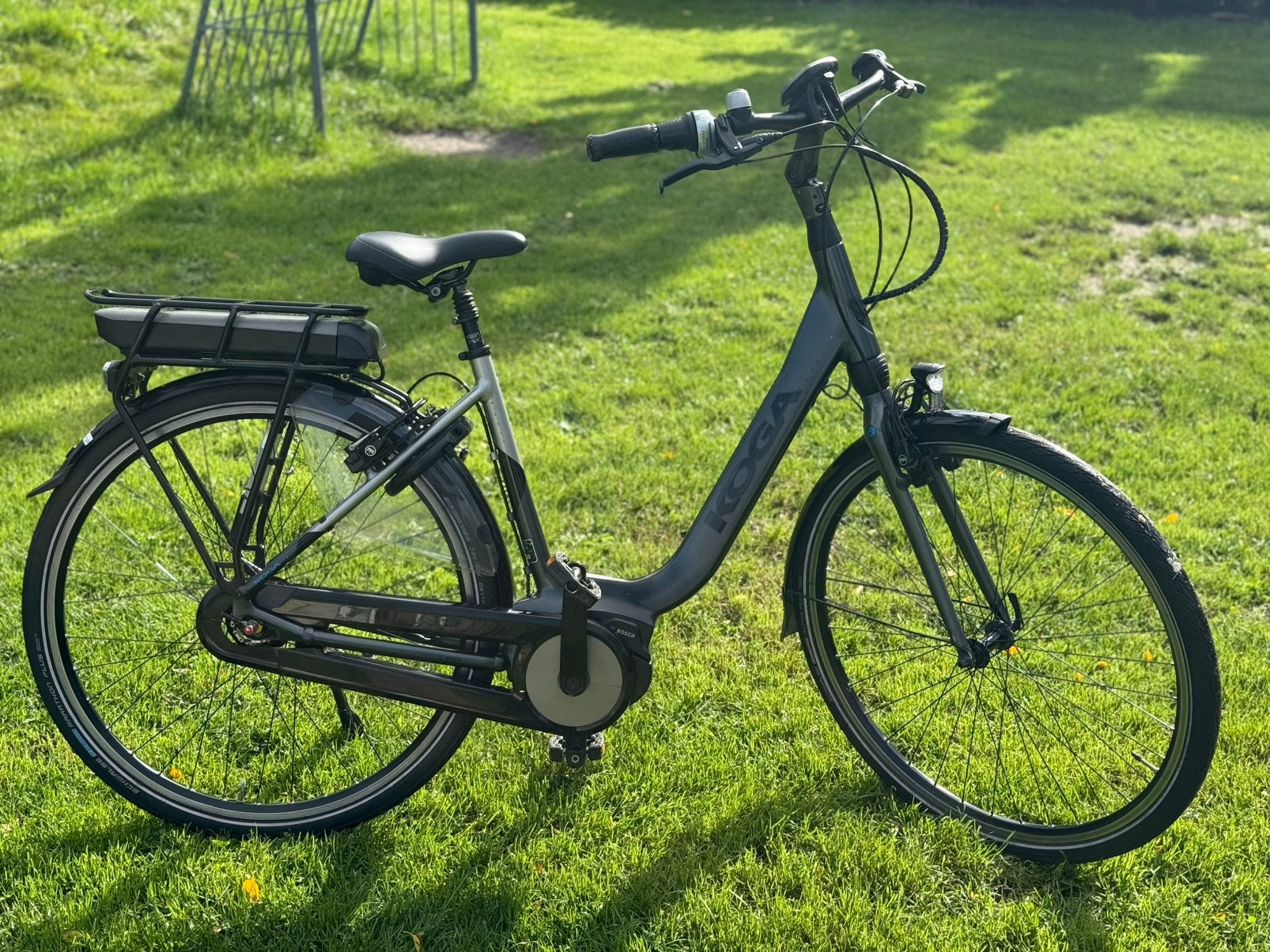 Koga E- nova MET GARANTIE elektrische fiets bosch, Fietsen en Brommers, Zo goed als nieuw, 47 tot 51 cm, 50 km per accu of meer