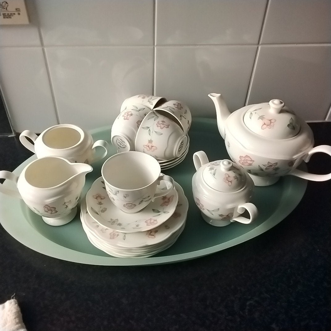 staffordshire  servies " richmond", Ophalen of Verzenden, Porselein, Overige stijlen, Kop(pen) en/of Schotel(s)