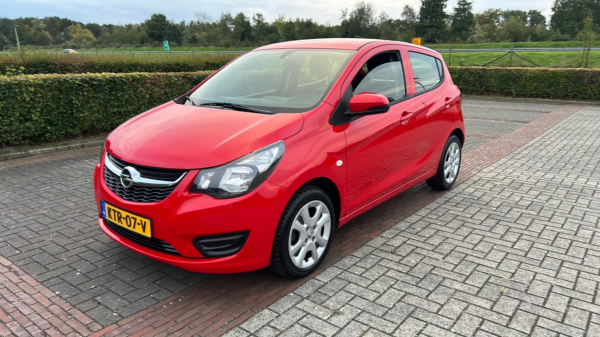 Opel Karl 1.0 Ecoflex 55KW 2017 Rood, Voorwielaandrijving, Euro 5, Stof, 74 pk
