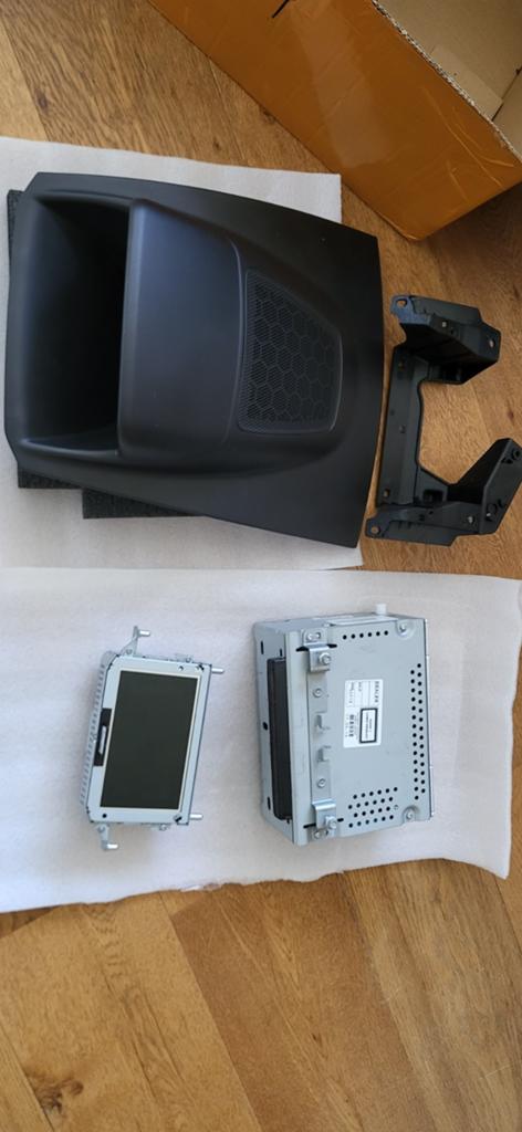 Ford Fiesta 2013 Sony Radio Sync 2 met dashboard kap, Ophalen of Verzenden, Gebruikt