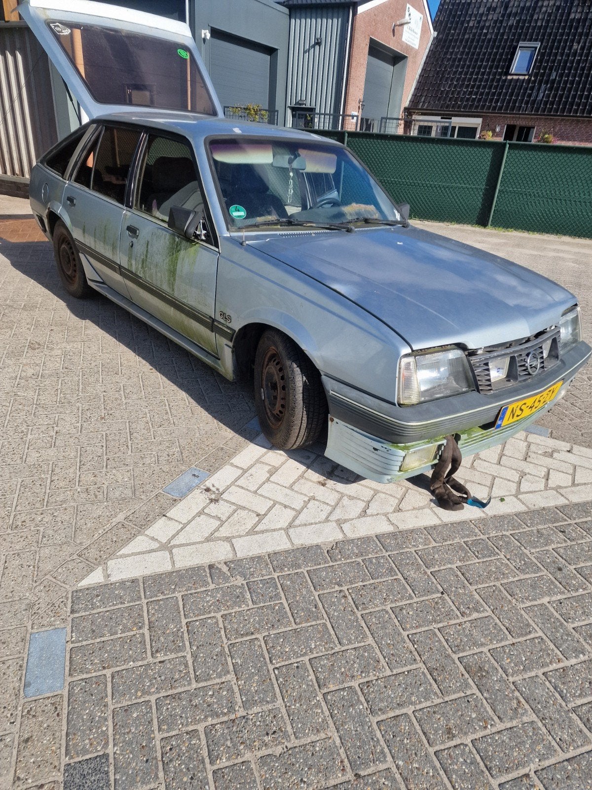 te koop hella front spoiler van opel ascona c, Ophalen of Verzenden