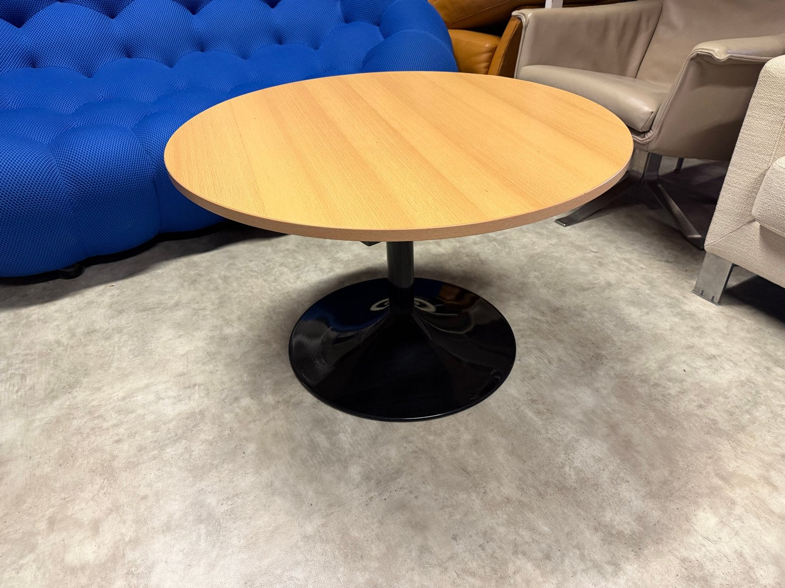 Salon tafel op Tullip voet fineer hout, Gebruikt, Rond, Overige houtsoorten, 50 tot 100 cm