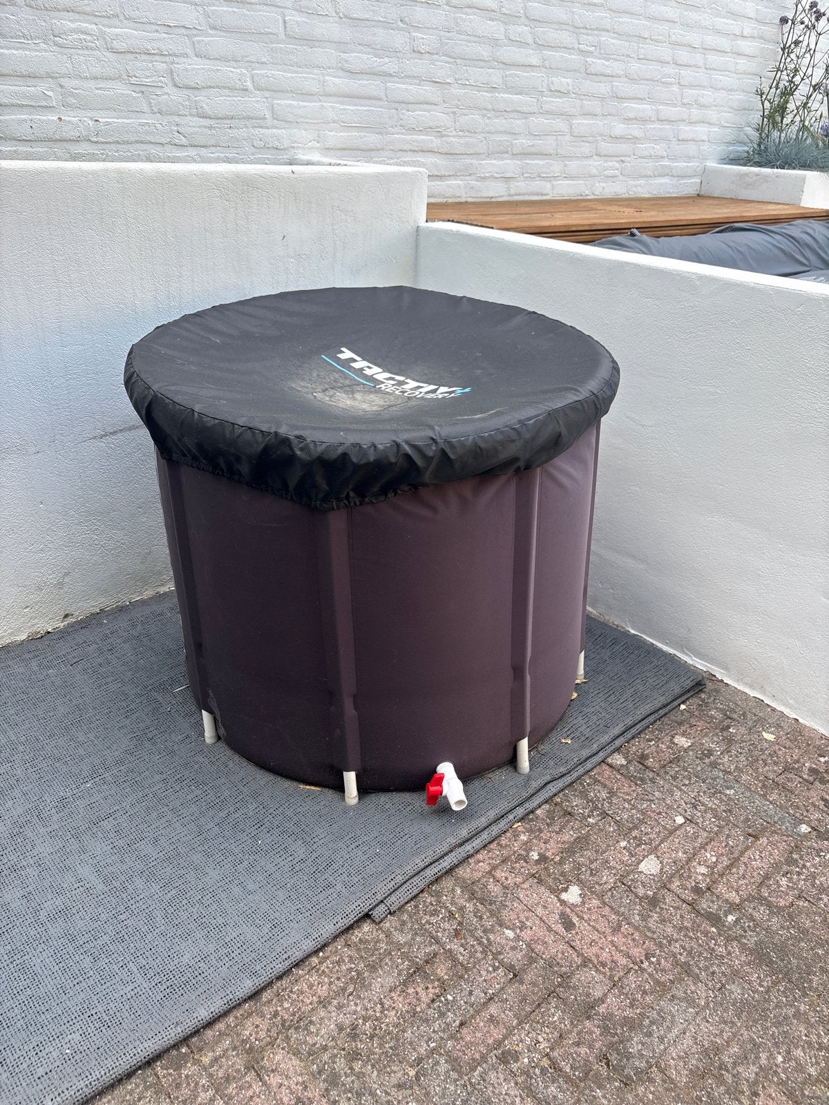 Tactiv Recovery IJsbad - Zo goed als nieuw, Tuin en Terras, Ophalen, Zo goed als nieuw, Afdekzeil, Vast