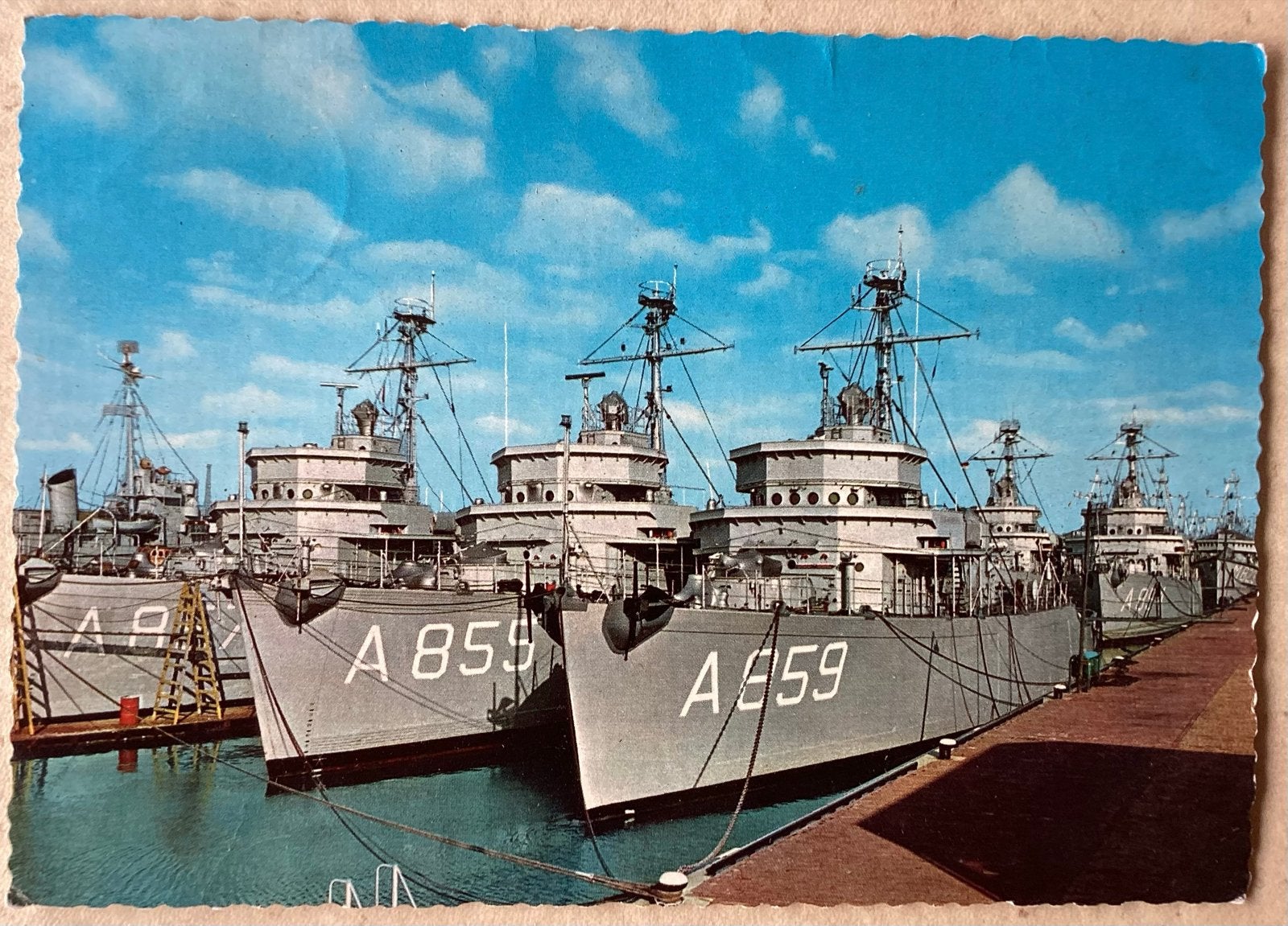 Oude ansichtkaart Marine schepen Den Helder 1971, Verzamelen, Ansichtkaarten | Nederland, Verzenden, 1960 tot 1980, Gelopen, Noord-Holland