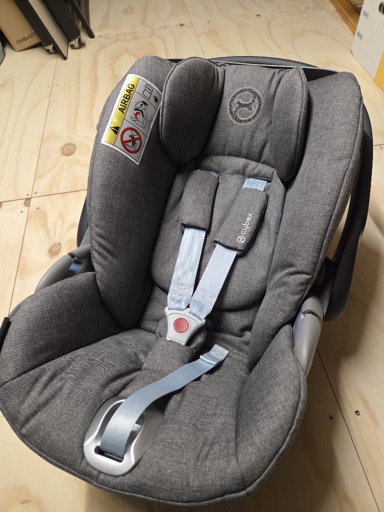 Zwarte houten babybox met wieltjes (Babypark), Kinderen en Baby's, Ophalen, Gebruikt, Wieltjes