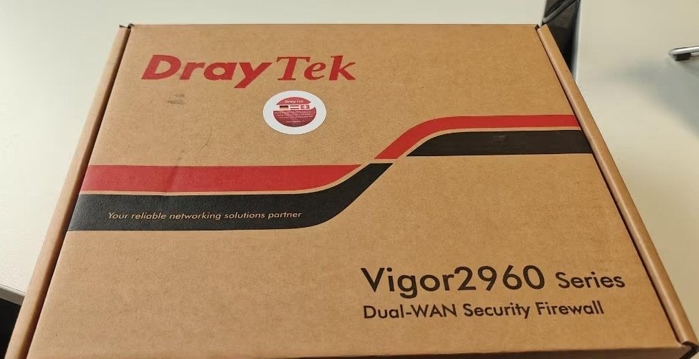 Draytek vigor 2960 Dual-Wan Security Firewall Nieuw in doos!, Ophalen of Verzenden, Nieuw, Router, DrayTek