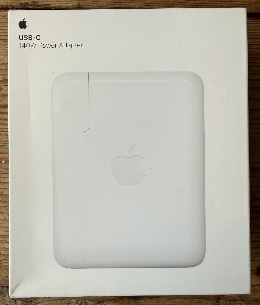 Apple USB-C Power Adapter 140W, Ophalen of Verzenden, Nieuw, Apple