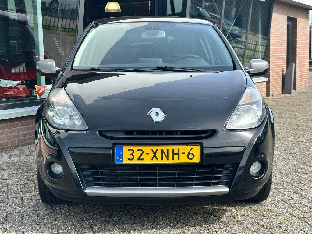 Renault Clio 1.2 TCe Night & Day, Auto's, Renault, Voorwielaandrijving, Gebruikt, Zwart, 4 cilinders