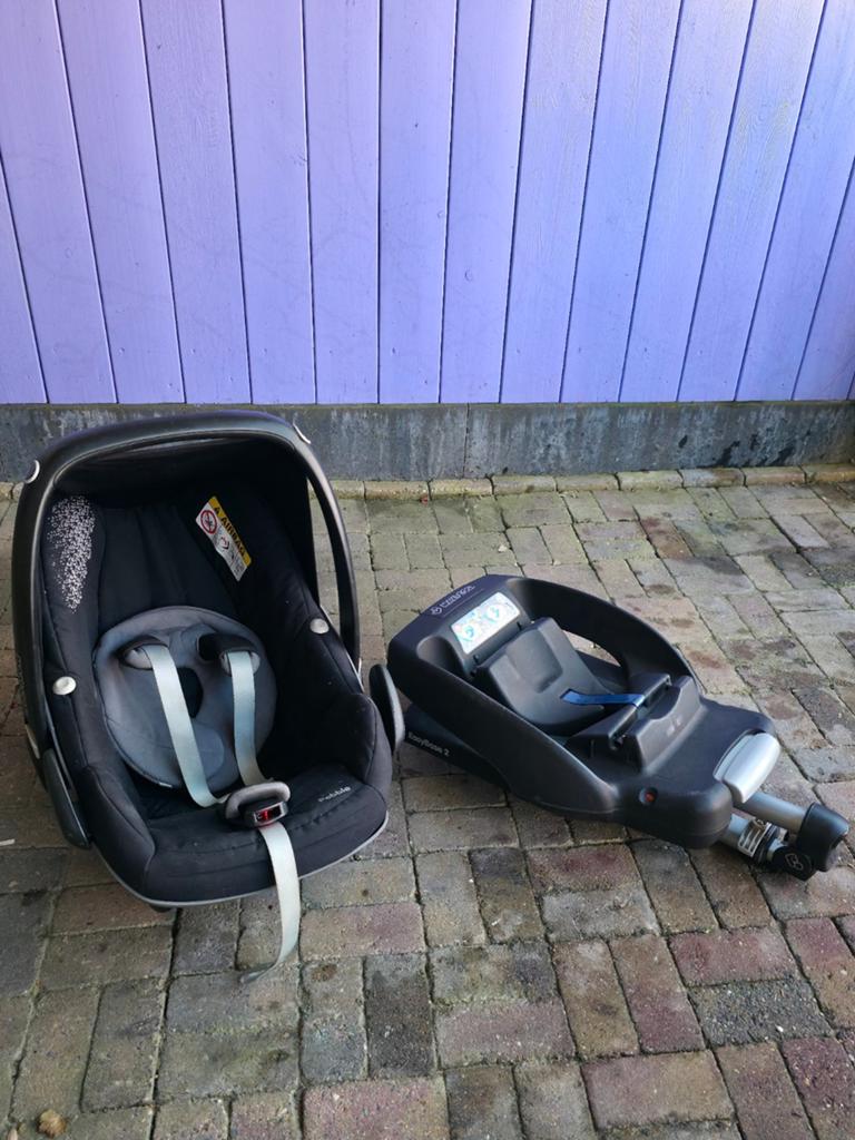 Maxicosi pebble met easybase 2, Kinderen en Baby's, Autostoeltjes, Ophalen, 0 t/m 13 kg, Maxi-Cosi, Gebruikt