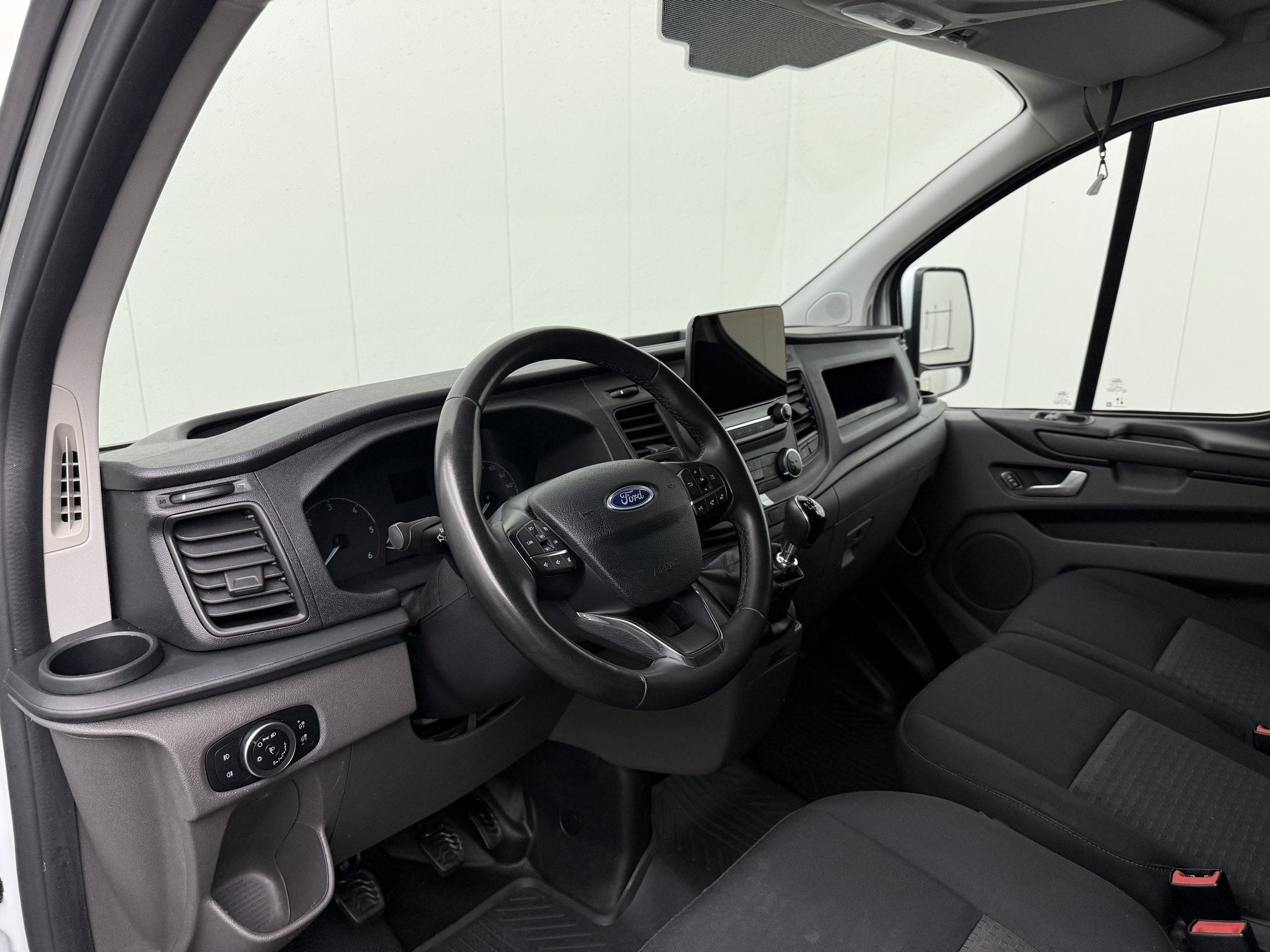 Ford Transit Custom 2.0TDCi 130PK Lang | Achterdeuren | Mult, Voorwielaandrijving, 15 km/l, Gebruikt, Euro 6