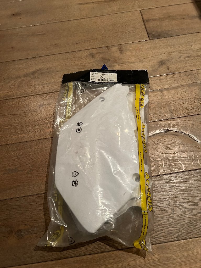 Zijkappen wit Yamaha YZ 125/250 02-14, Ophalen of Verzenden