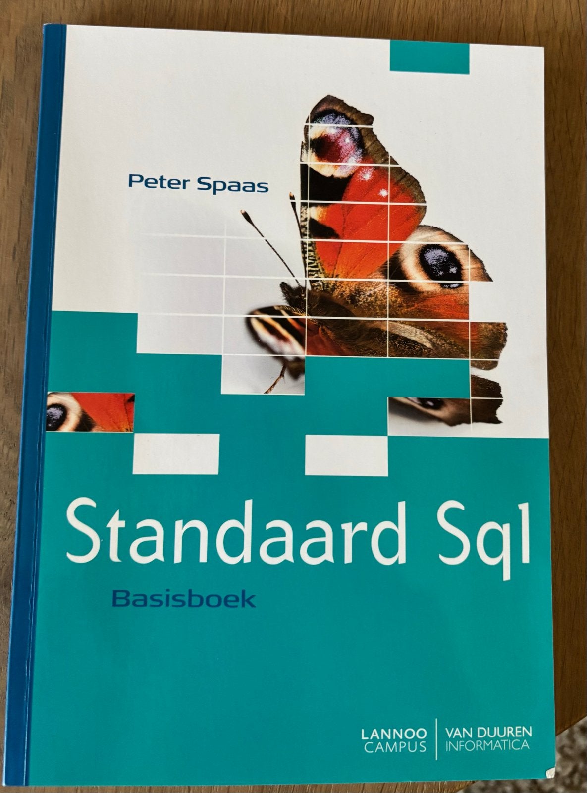 Standaard Sql Basisboek - Peter Spaas (Lannoo Campus), Boeken, Ophalen of Verzenden, Zo goed als nieuw, Programmeertaal of Theorie