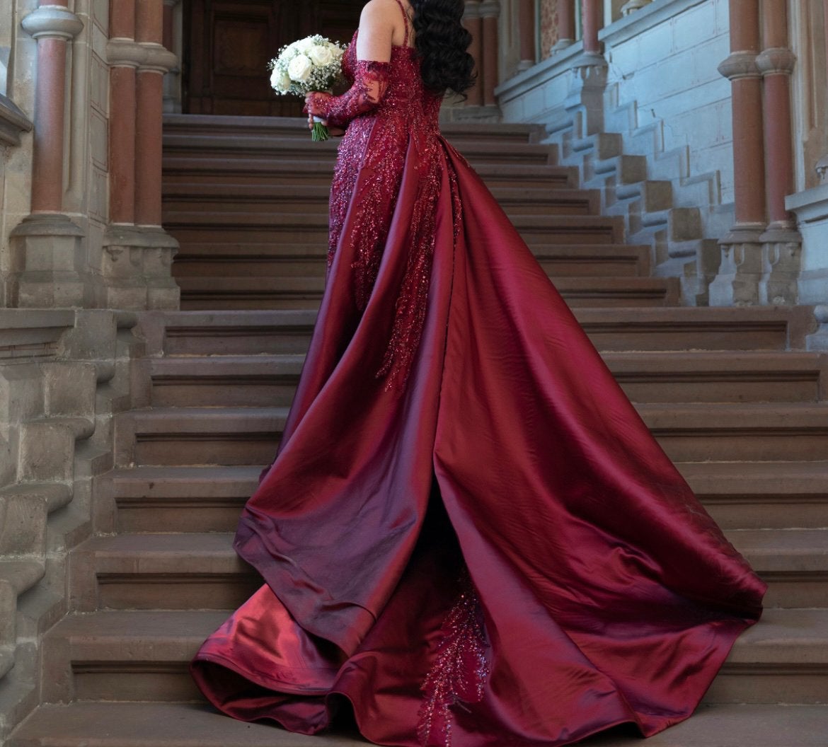 Henna jurk compleet set, Ophalen of Verzenden, Zo goed als nieuw, Rood, Trouwjurk