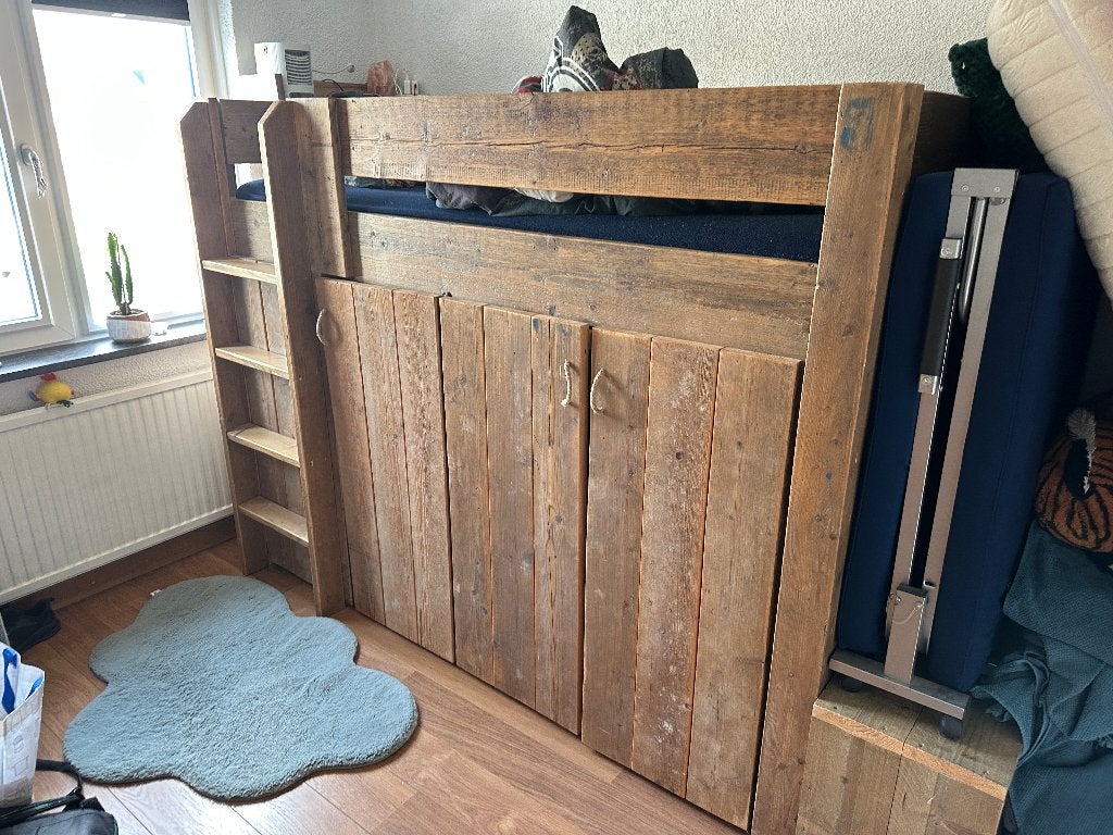 Steigerhouten bed met bergruimte, Ophalen, 85 tot 100 cm, Gebruikt, 180 cm of meer