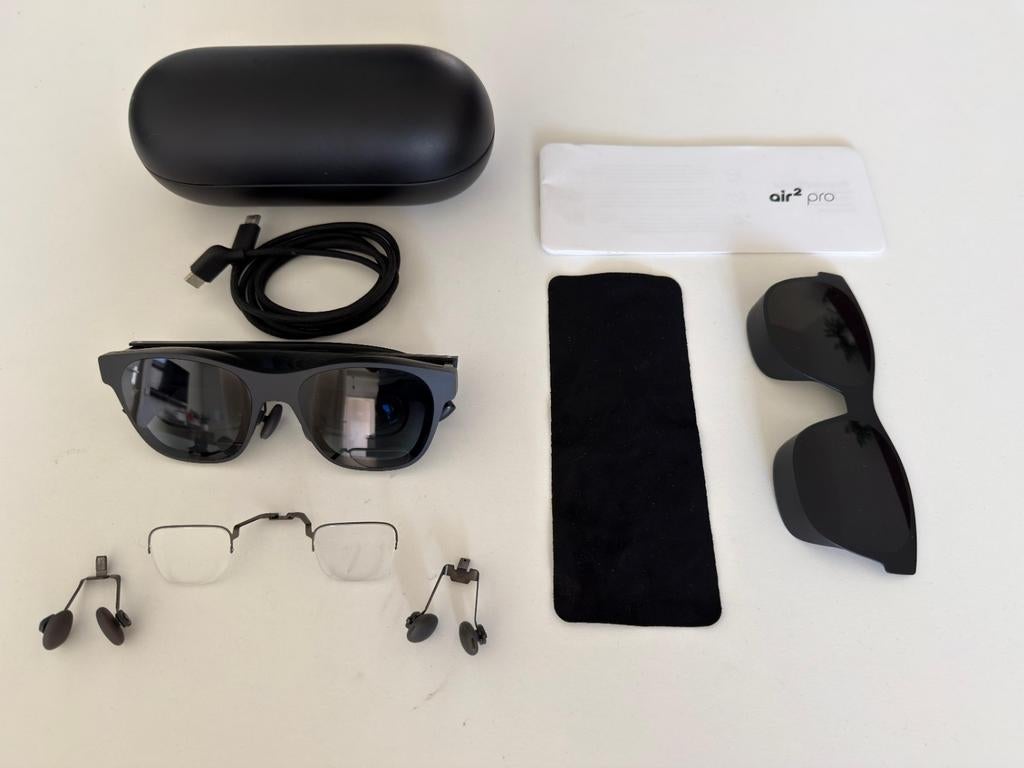 XREAL Air 2 Pro  - zo goed als nieuw, Spelcomputers en Games, Virtual Reality, Ophalen of Verzenden, Zo goed als nieuw, Telefoon