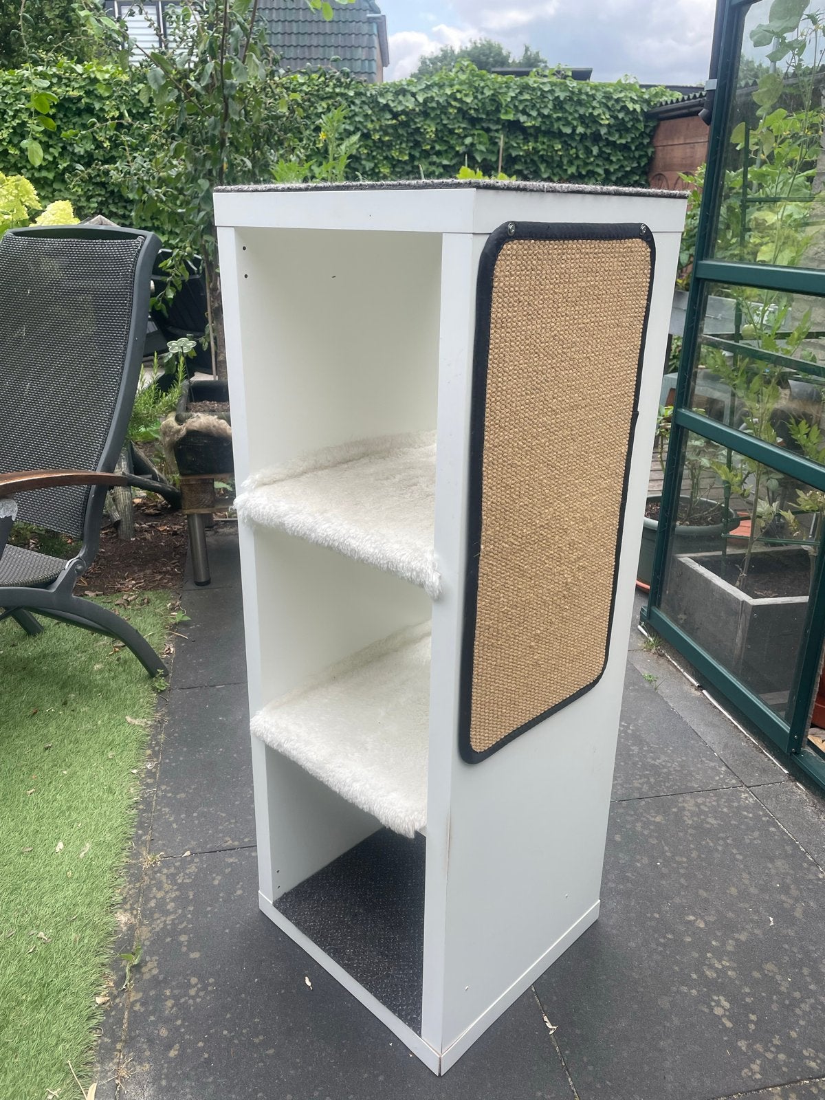 Gratis: Kattenhuis met krab’paal’, Dieren en Toebehoren, Katten-accessoires, Ophalen, Gebruikt