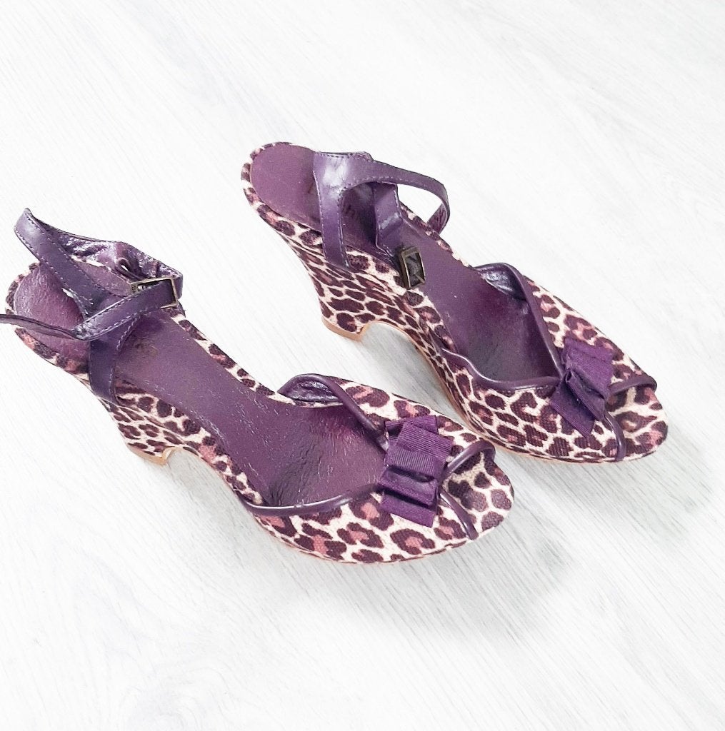 Mooie Dames Pumps zgan, Pumps, Overige kleuren, Zo goed als nieuw, Bershka
