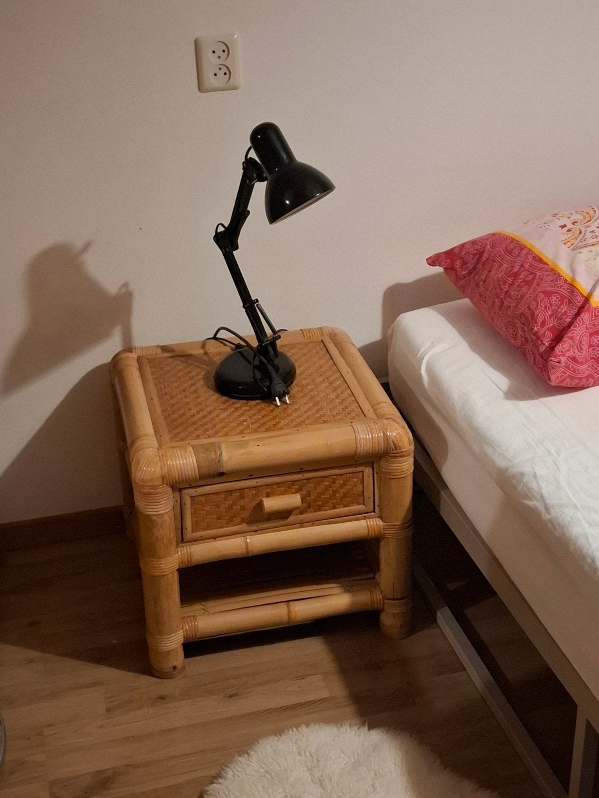 Set van 2 vintage Bamboe nachtkastjes, Minder dan 45 cm, Ophalen of Verzenden, Zo goed als nieuw, Minder dan 55 cm