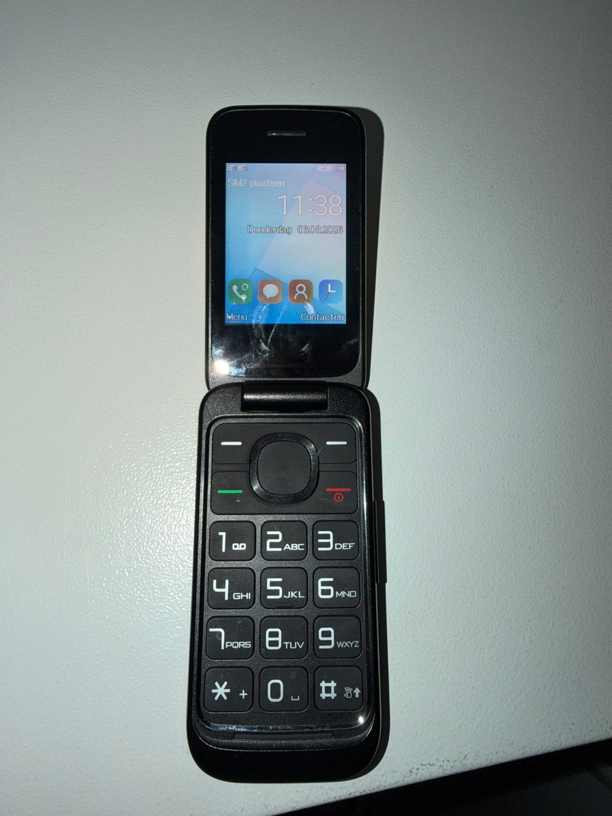 Alcatel 2057d dual sim Zwart, Inklapmodel, Ophalen of Verzenden, Zo goed als nieuw, Zonder simlock