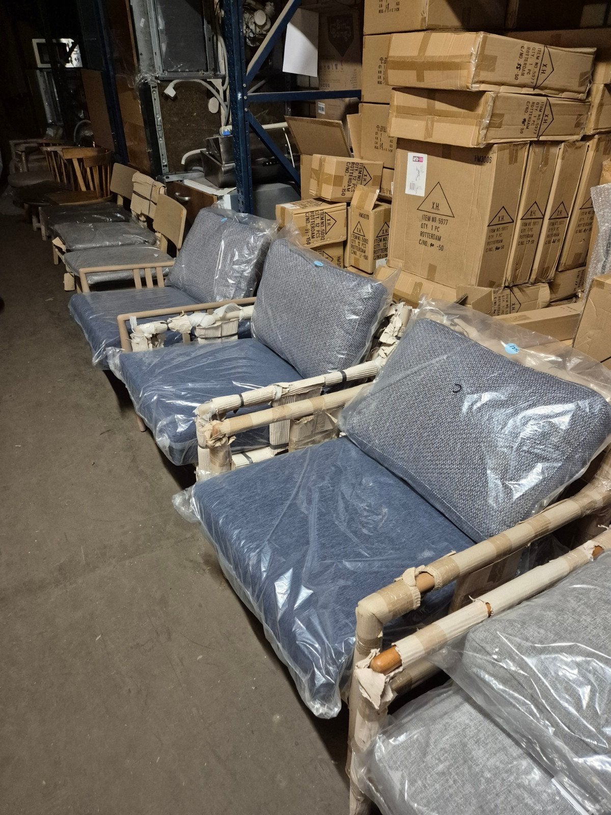 Tuinstoelen buitentafel buiten banken magazijn verkoop, Ophalen