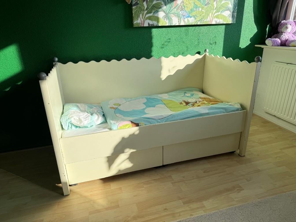 Prachtig wit kinderbed van massief hout met ruime lades, Gebruikt, 100 cm of meer, 180 cm of meer, Ophalen