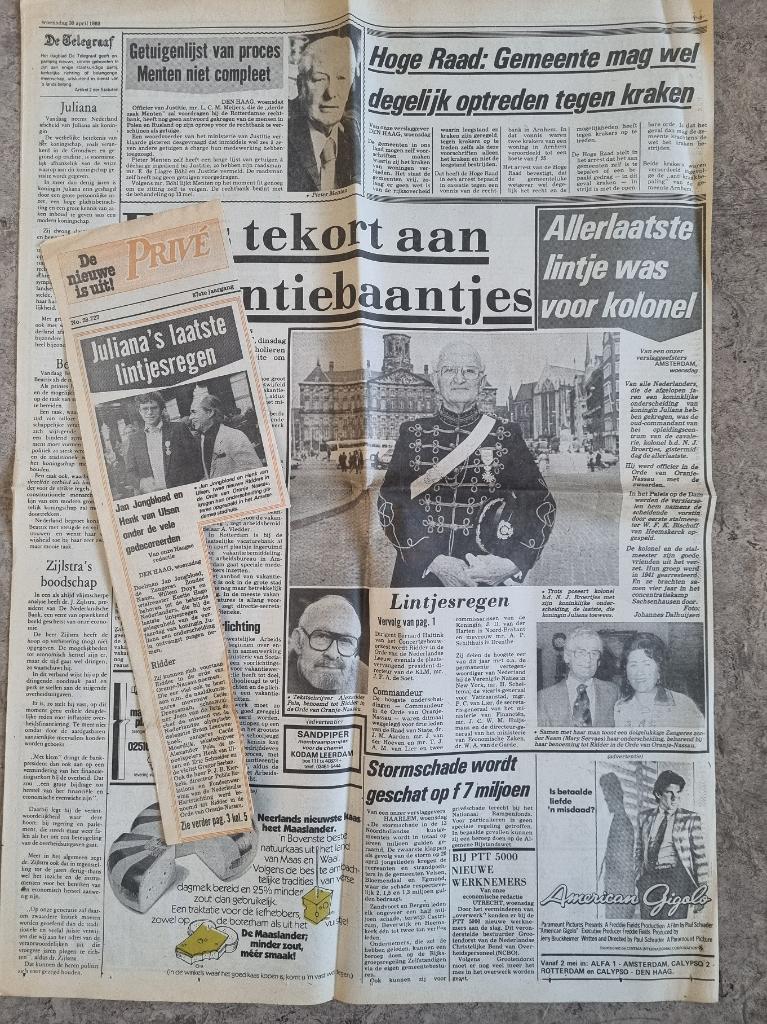 De Zangeres Zonder Naam krijgt een lintje (1980), Ophalen of Verzenden, 1980 tot heden, Knipsel(s)