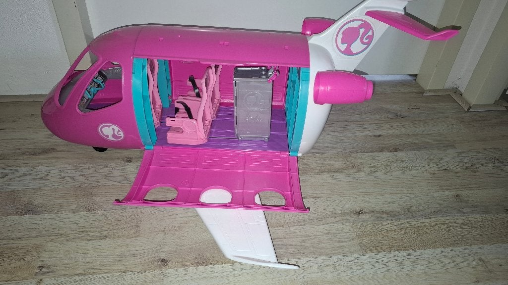Barbie vliegtuig, Ophalen, Gebruikt