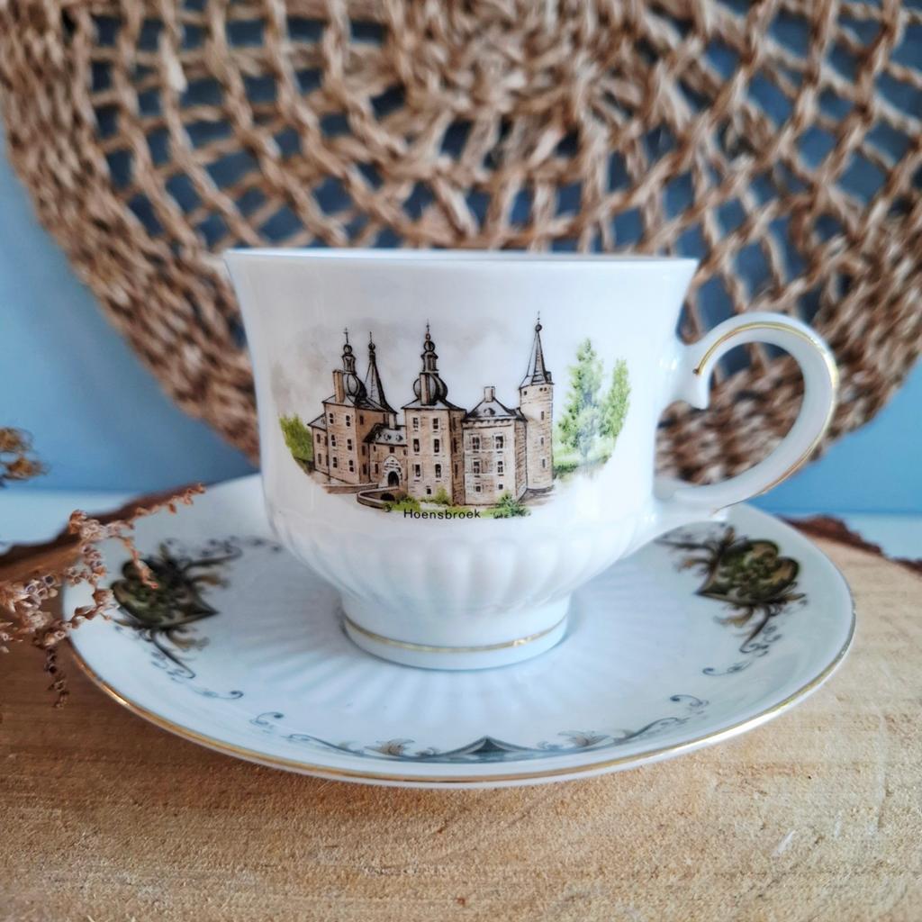 Bavaria 'Original Dutch Castles', kop en schotel Hoensbroek, Antiek en Kunst, Ophalen of Verzenden