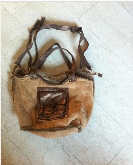 Dames buideltas suedine bont cognac kleur br 35 L30cm, Ophalen of Verzenden, Zo goed als nieuw, Bruin, Handtas