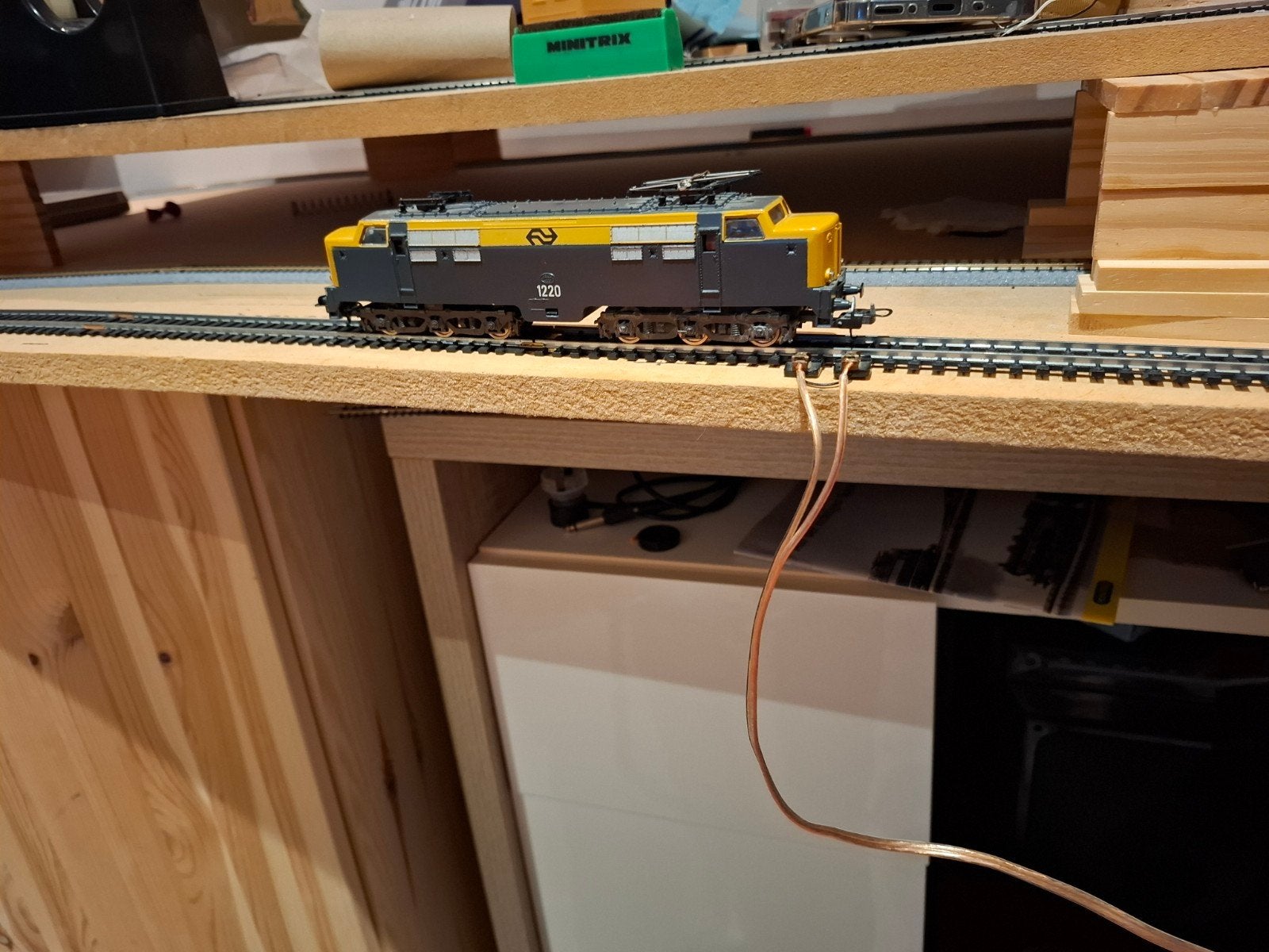 H0 Treinset met NS 1220 Loc, Wagons, Trafo en Tunnel, Hobby en Vrije tijd, Overige merken, Gelijkstroom, Ophalen of Verzenden