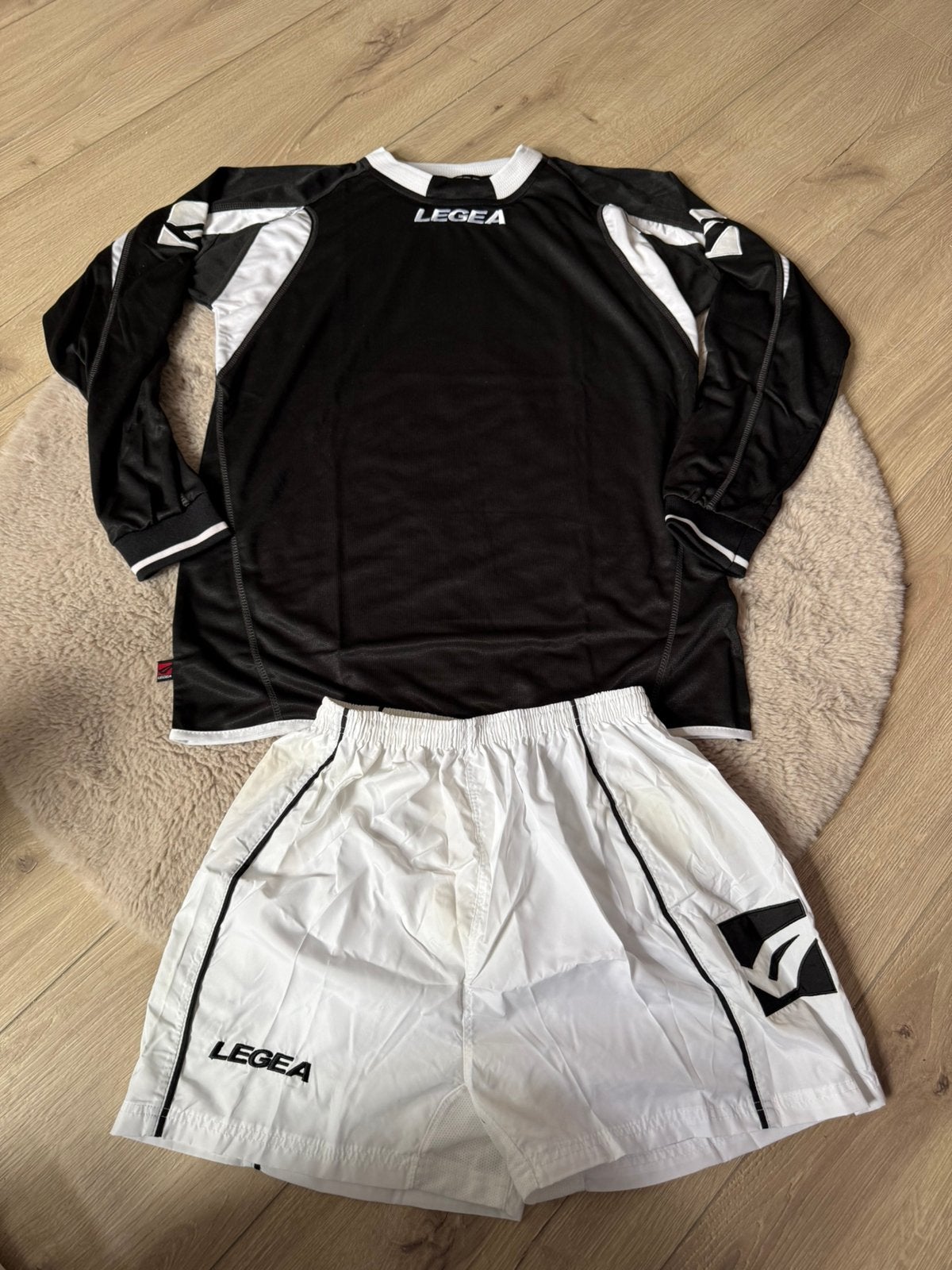 Legea sport set maat M, Maat M, Ophalen of Verzenden, Nieuw, Trainingspak