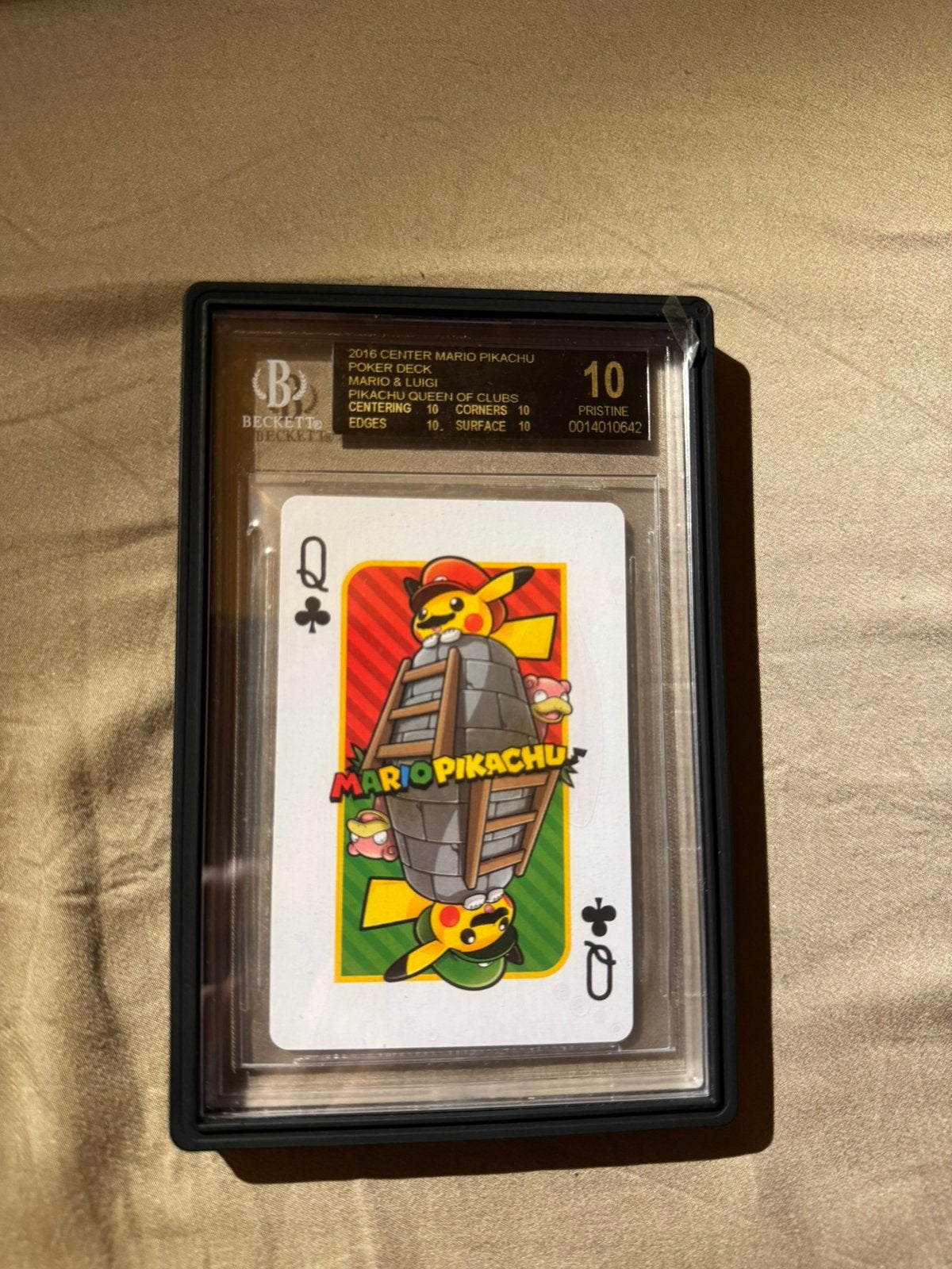 Pokemon playing cards mario pikachu queen of clubs bgs 10, Ophalen of Verzenden, Zo goed als nieuw, Losse kaart