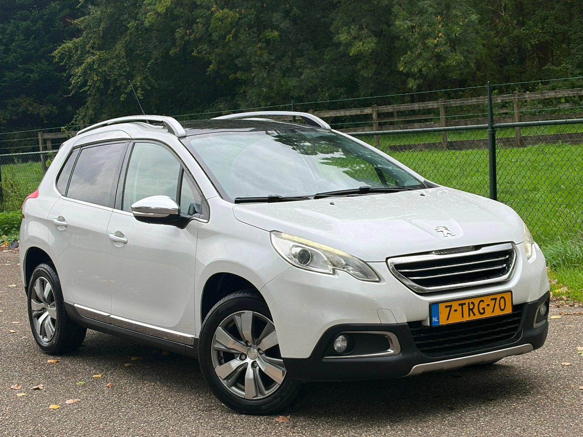 Peugeot 2008 1.6 VTi Allure /Automaat/Pano/Trekhaak/Navi/, Auto's, Euro 5, 15 km/l, Gebruikt, 1270 kg