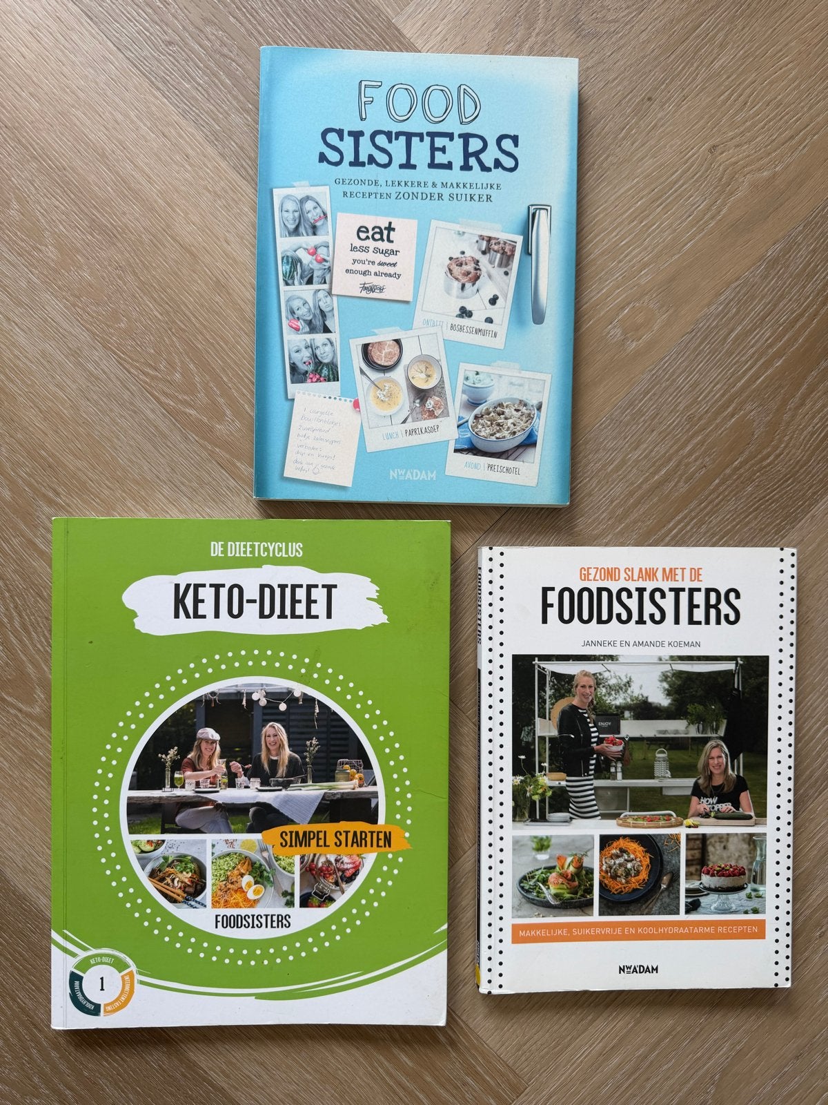 Food Sisters Kookboeken Set: Gezond, Keto & Slank, Boeken, Kookboeken, Gelezen, Hoofdgerechten, Ophalen of Verzenden, Gezond koken